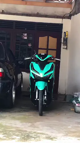 Tebak warna body🗿 #variostylevietnam🇻🇳 #vario #vario #xyzbcafypシ #ring17id #penggunaring17 #fypage #xyzbca#ring17id 