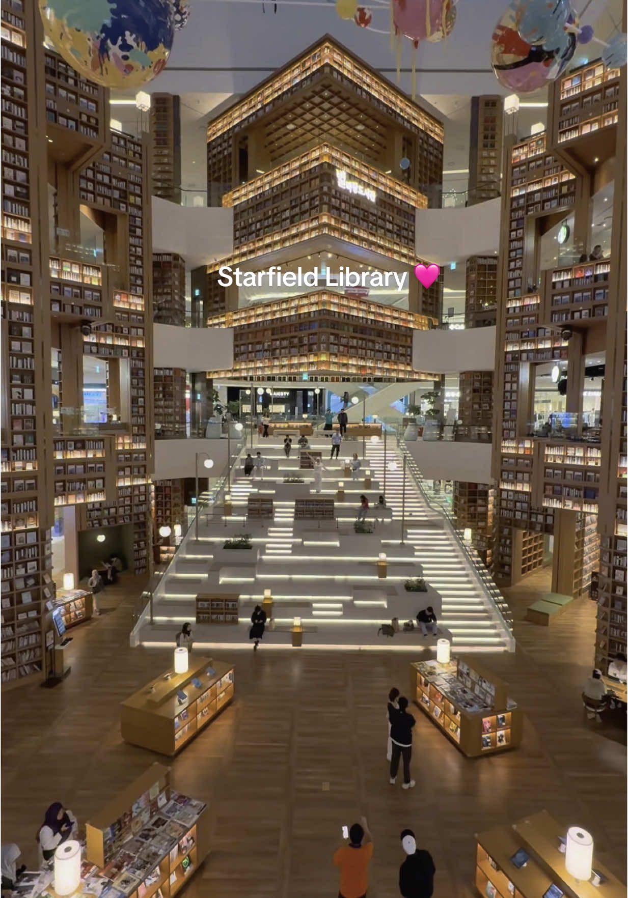 Starfield Library 🩷  #starfield #starfieldlibrary #starfieldlibrarykorea #seoultravel #starfieldlibrarysuwon 