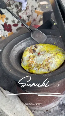Enak banget ini.. surabi telur oncom ❤️ #kulinerbandung #infokulinerbandung #kulinerhits #kulinerhitsbandung #jajanantiktok #jajanantraditional #surabi #surabibandung