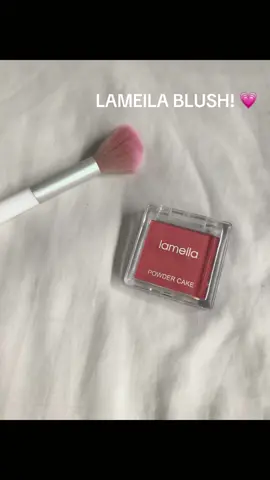 LAMEILA BLUSH!! very cutesyy perfect para sa mabilisang make upan and soper affordable get yours!! with free brush nadin!! 🤍🤍 #lameilablush #lameilablushon #lameilamakeup 