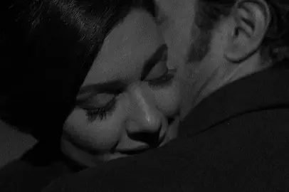 تعبوني☹️ماهر كل ما يشوف فريدة : #karadayı #mahfer #bergüzarkorel #kenanimirzalioglu #vatanimsensin #ezel #explore #dizi #Love #aşk #arab #turkey #elissa #video #fy #fyp #fypシ゚ #foryou #viral 