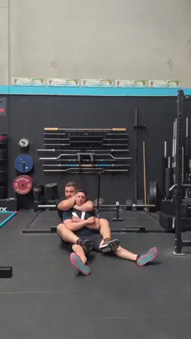 Keep getting choked out?  Don’t let weakness hold you back. In grappling and Jiu-Jitsu, strength, grip, and injury prevention are key. Here are 3 exercises every grappler and wrestler should have in their strength and conditioning routine  1️⃣ Towel Pull-Ups – Build insane grip strength and a powerful back. 2️⃣ Trap Bar Deadlifts – Develop full-body strength and a vice-like grip. 3️⃣ 45° Back Extensions – Keep your lower back strong, healthy, and suplex-ready. Ready to take your performance to the next level? 🧠 Book a session with me or DM for more tips tailored to your training. Let’s optimise your game! 💥 #thestrongphysio #Fitness #mma #jiujitsu #athlete #peakperformance #strong #strength