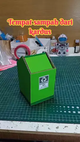 #DIY #cardboardcrafts #handmade #tugasprakarya #crafts #diyproject #prakaryasekolah #kerajinankardus #prakaryakardus #tempatsampah 