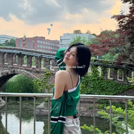 [05.26] happy 25th birthday🥳🫶🏻 my stupid cat keep your sweet smile forever🖤 #yeji #itzy 