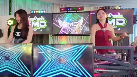 lagu enakk enakk 🤩💃🔥 #otsatriamuda #otsmd #djdedekamel #djthiacece #fypdongggggggg #djpalembang #remix2025 #palembangtiktok #viral #remixviral #remixpalembang #fypシ゚ #remixkn1400 