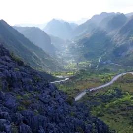 Vẻ đẹp cao nguyên đá Đồng Văn - Hà Giang ⛰#dongvan #dulichhagiang #bandocheckinVN #dulichvietnam #amazingvietnam #thinhhanh #capcut @attran.vn 