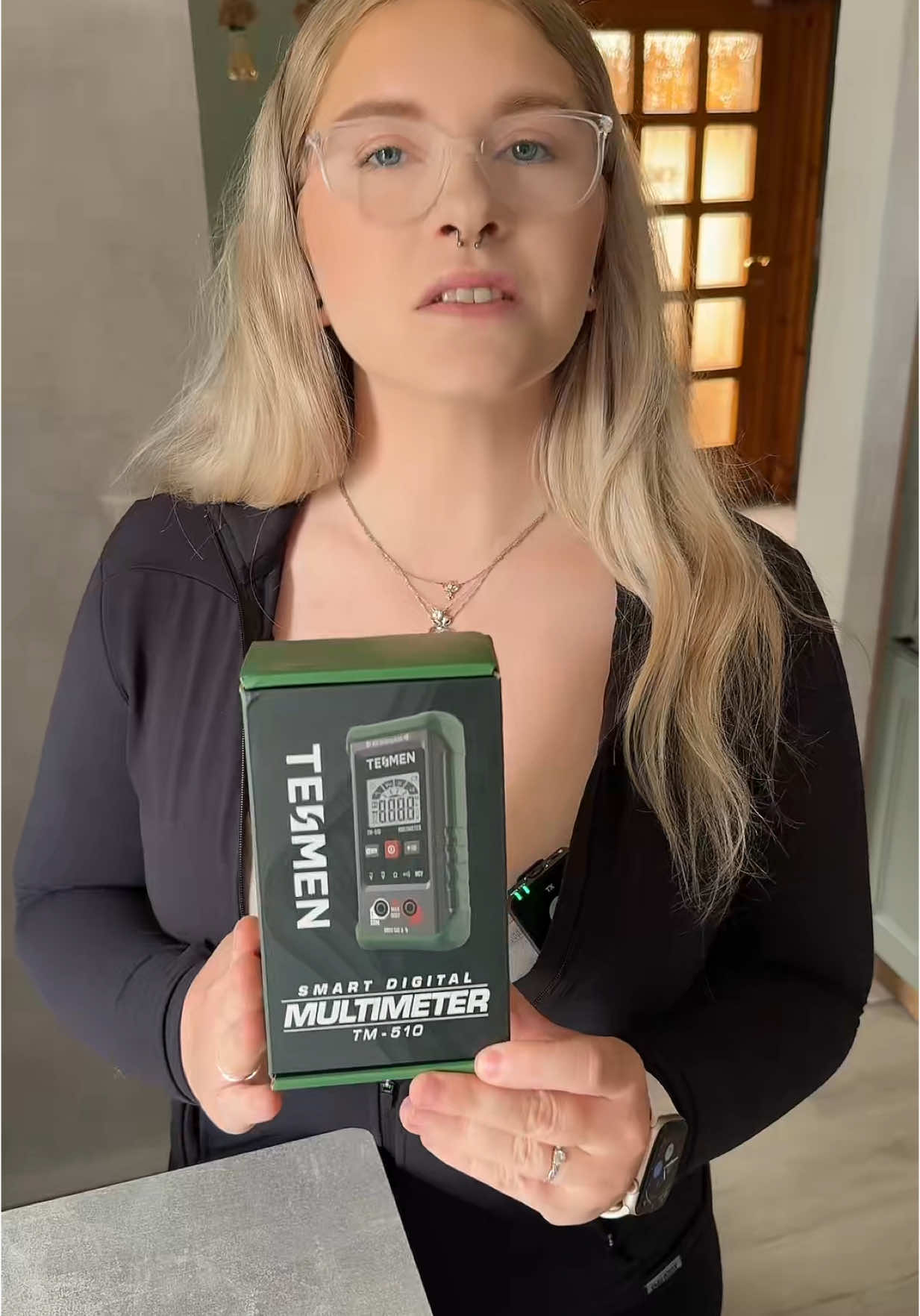 Temsen TM - 510 Digitalmultimeter 🤓 #mariajohanna07 #blondehair #piercedgirl #digitalmultimeter #temsen #automatisch #intelligent #spannung #strom #ncvtester #homegadget #gadget #nützlich 