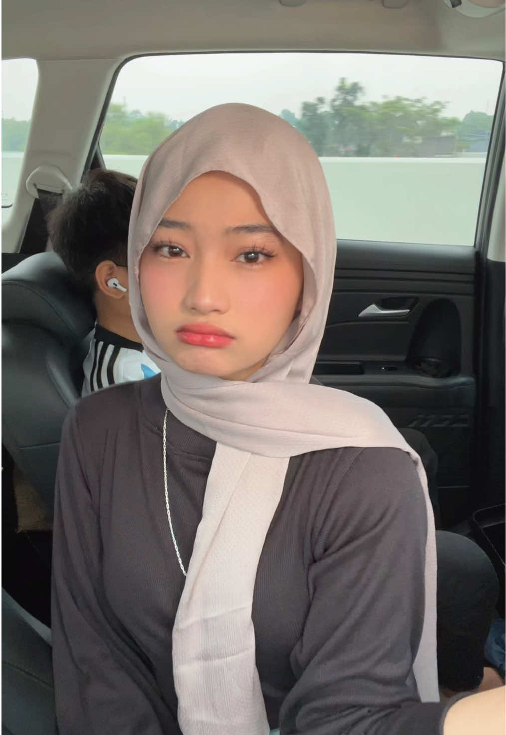 iya nih green screen