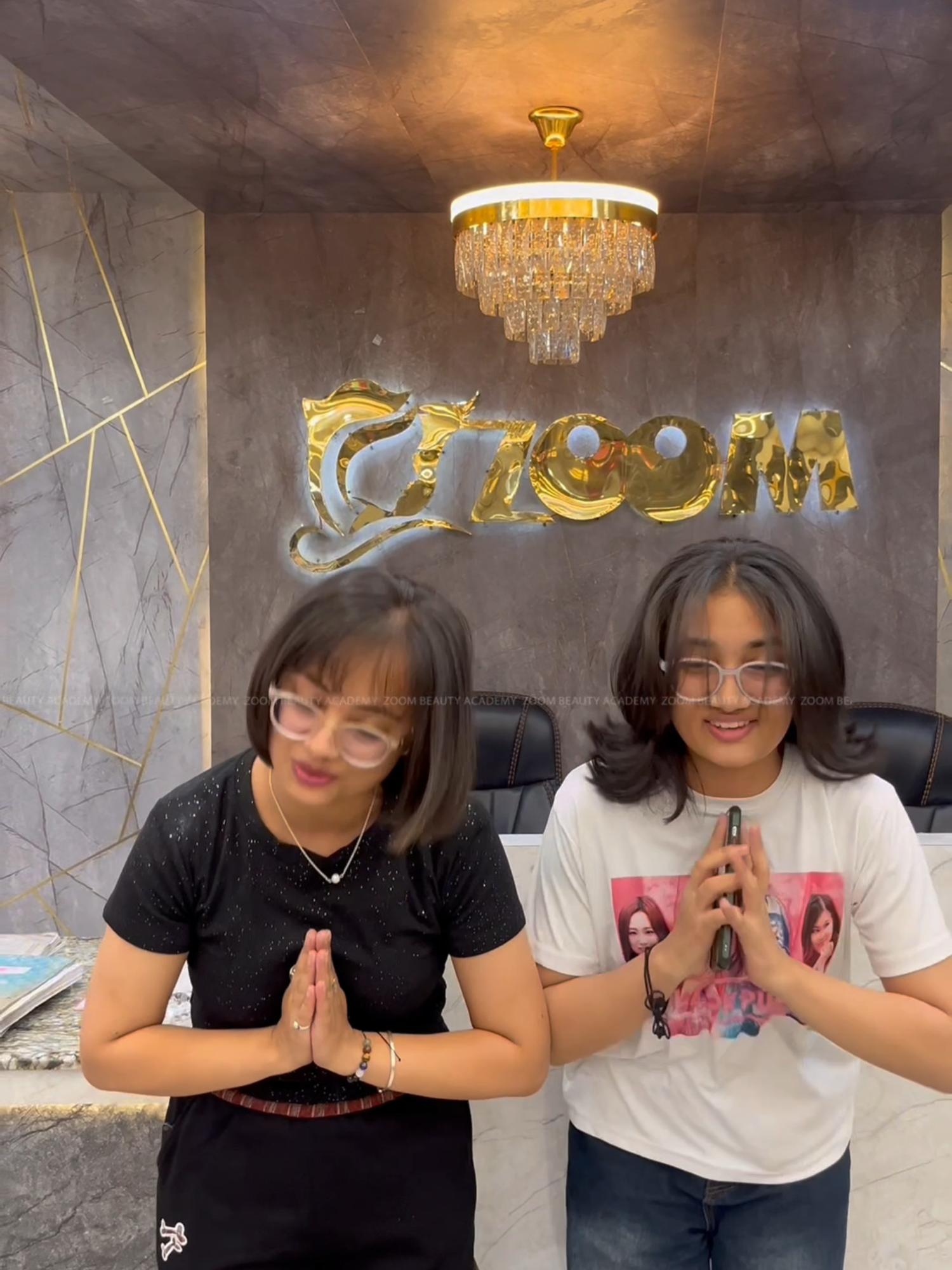 Namaste!  These happy sisters just got fresh new looks at Zoom Beauty Academy in Kalanki!  One is rocking a chic bob cut and the other a stylish layer cut. They're feeling beautiful and confident!  If you're looking for a great haircut, they highly recommend paying a visit! #ZoomBeautyAcademy  #Kalanki  #HairTransformation  #SisterGoals  #bobcutstyle  #LayerCut  #NewHair #HappyClients