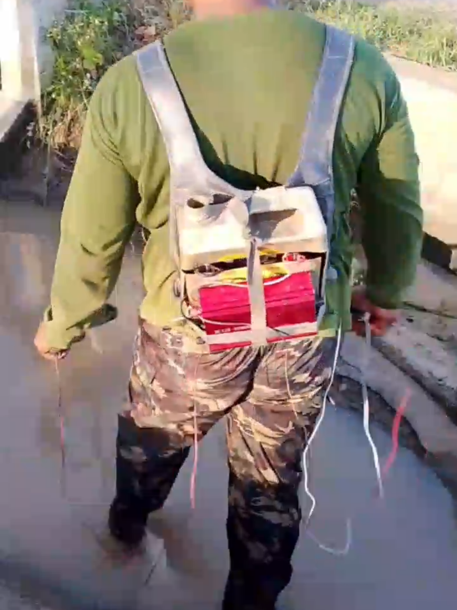 98000w intelligent inverter ultrasound Machine for Electric Fishing  #inverter  #inverterultrasoundmachichine #fishing #TikTokSaya #foryou #fyp #affiliatemarketing 