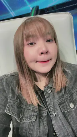 #อยากให้โลกใจดีกับฉันบ้าง🥺  