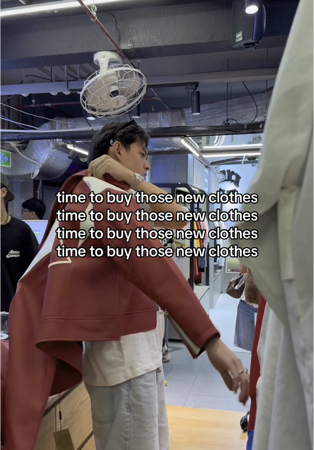 kunin mo 'yan, huwag ka na mag-isip