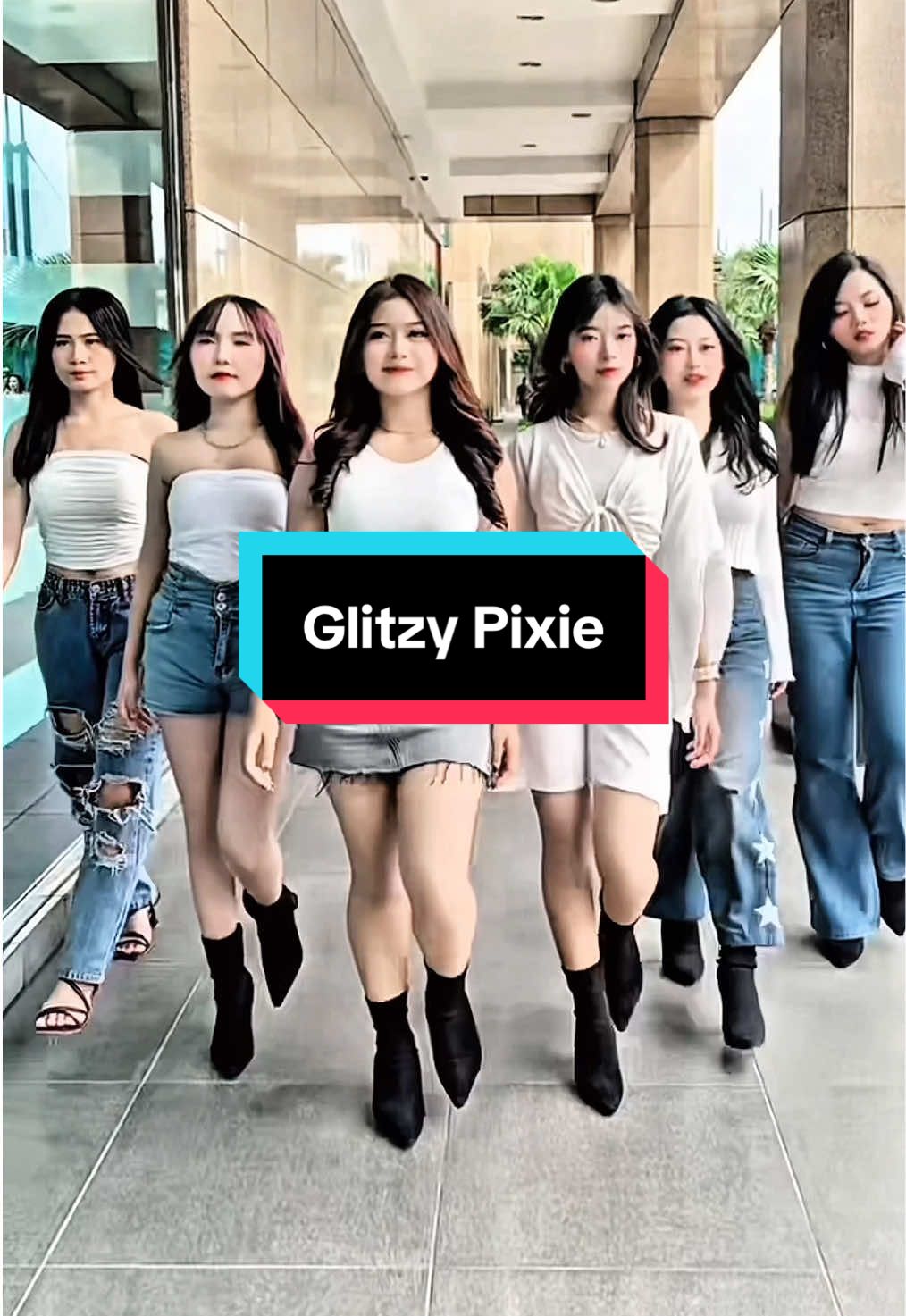Glitzy Pixie 🧚🏻‍♂️ #glitzypixie #GP #fyp #fypシ゚ #fyptiktok #trendingvideo #touch #katseye #fyppppppppppppppppppppppp #videoviral #tiktoklive #live #dancegroup #tiktokviral #dancer #dance #livehighlights 