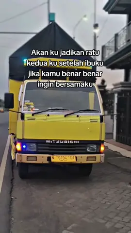sedang di usahakan #katakatamotivasi #katakata #truklovers #storywa #storytruck #bahanstory #masukberandafyp #ragasatrucklovers #ragasamania #fyppppppppppppppppppppppp 