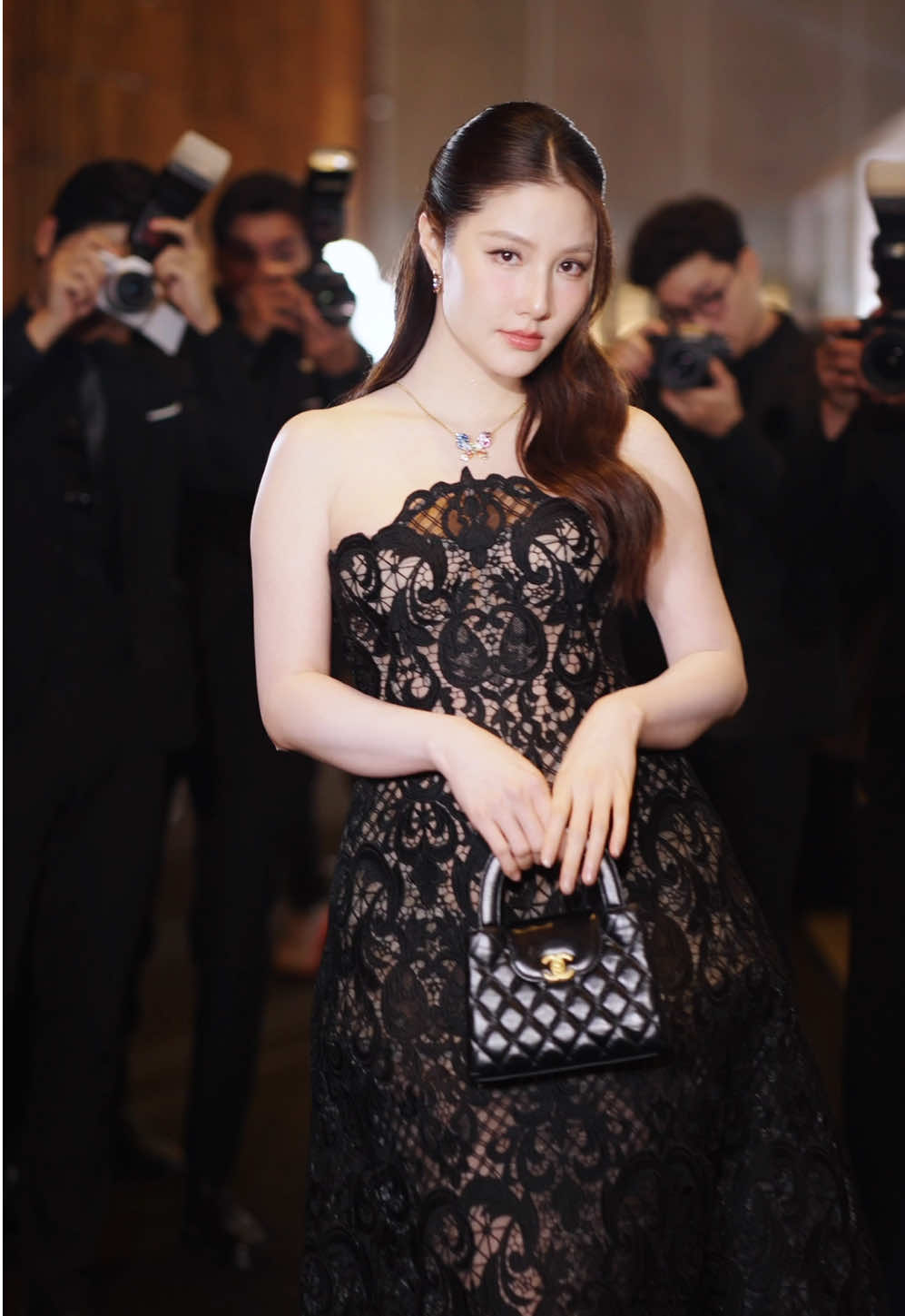 DIỄM MY 9X @Diễm My 9x KIÊU SA TRONG THIẾT KẾ REN LIMITED EDITION XUẤT HIỆN TẠI THẢM ĐỎ CHUNG THANH PHONG FASHION SHOW #chungthanhphong #chungthanhphongbridal #chungthanhphongfashionshow #fashionshow 