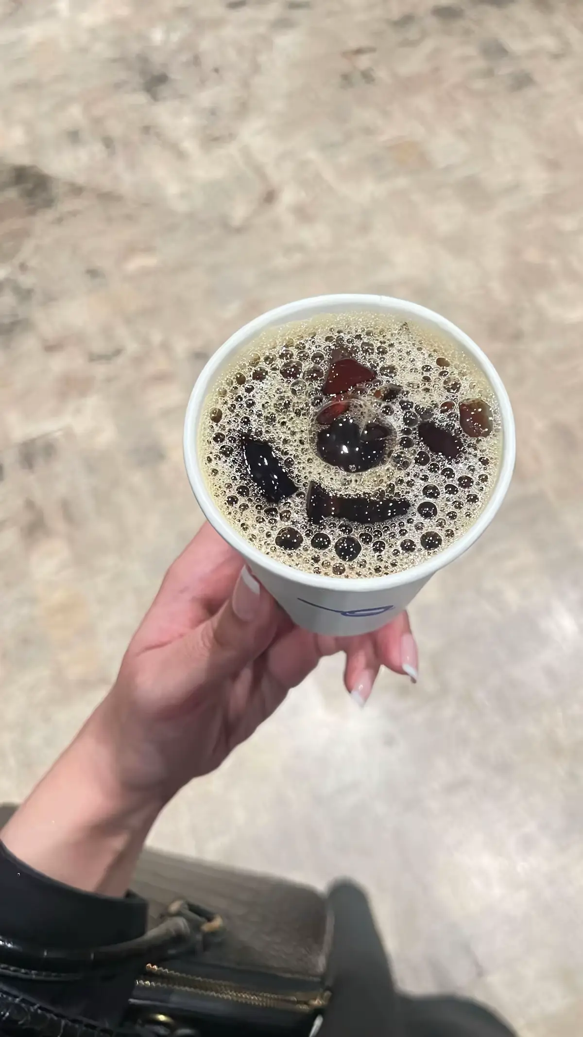 قهوة كُل يوم 💙🤍 #محمصة_ريبوستري #مقاهي_الرياض #الشعب_الصيني_ماله_حل😂😂 #اماكن_الرياض #الرياض #مشاويري 