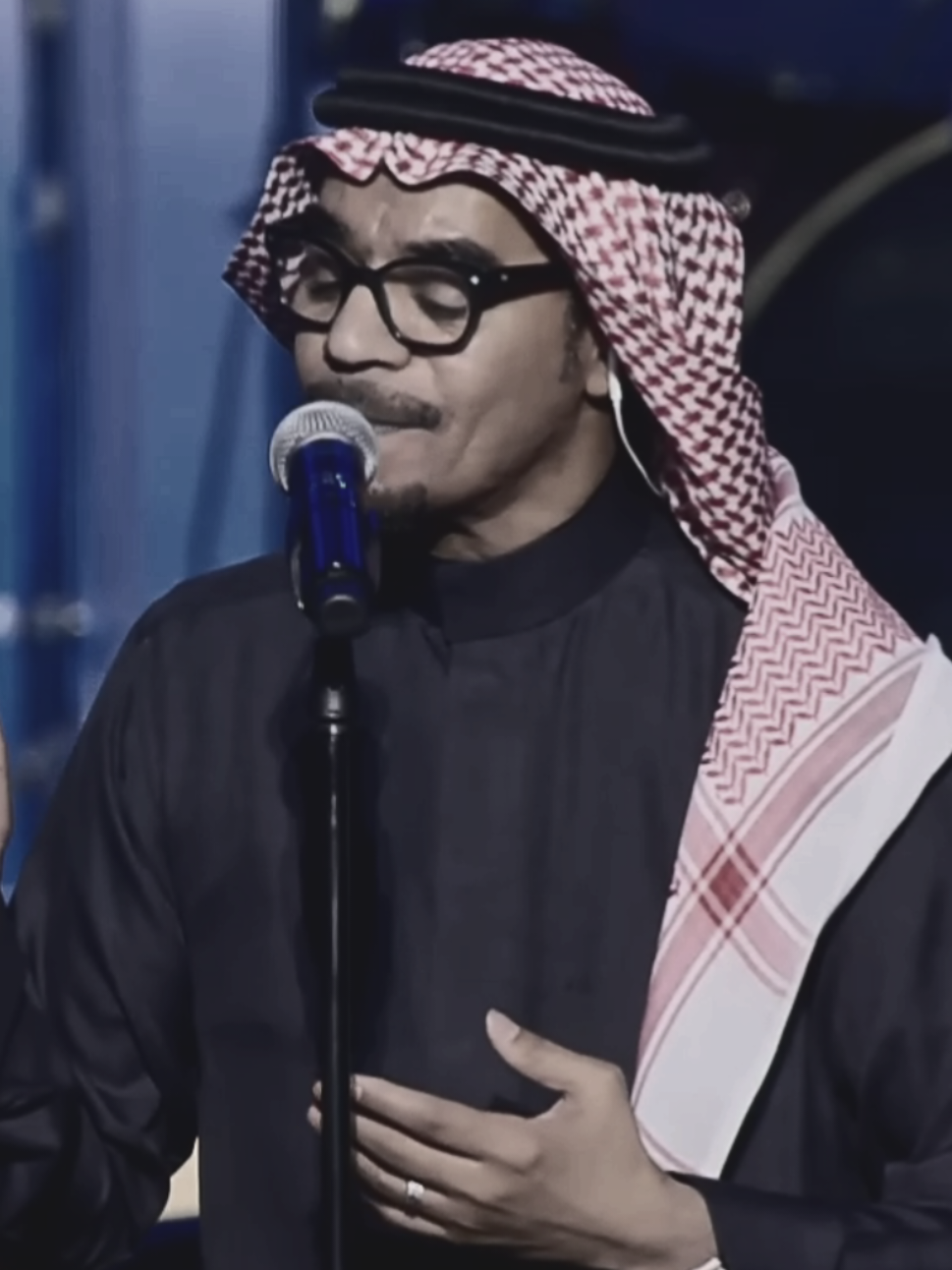 بكيت بيوم فرقاها، تقل بين الحنايا نار 🎶 #رابح_صقر #رابحيات #رابح #رابح_صقر_طرب_منوعات_اغاني_نغم_حب #رابح_صقر_2021 #رابحيات🦅💌 #رابحيات🦅 #رابحيات_رابح #رابحصقر #رابح_صقر_الرياض #rabehsaqer #غرام_اطفال #برج_العقرب #الزمن_الجميل #طربيات_الزمن_الجميل #ذكريات_الزمن_الجميل #ذكريات #عندليب_الخليج #بلبل_الخليج #فنان_العرب #ملك_الفن @Rabeh Saqer | رابح صقر 