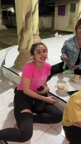 Cantik 😍😍😍 dari #surabaya kapasan #baksojanda #baksoviral #menyalaabangkuh🔥 #🔥🔥🔥 #fyp #fypシ゚viral🖤tiktok #fyppppppppppppppppppppppp 