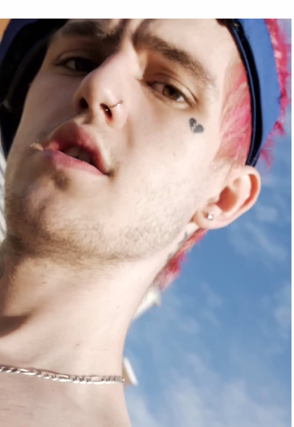 life’s a b!tch #lilpeep #justiceforlilpeep #gustavelijahåhr #peepxloren #lilpeepedit #viral .