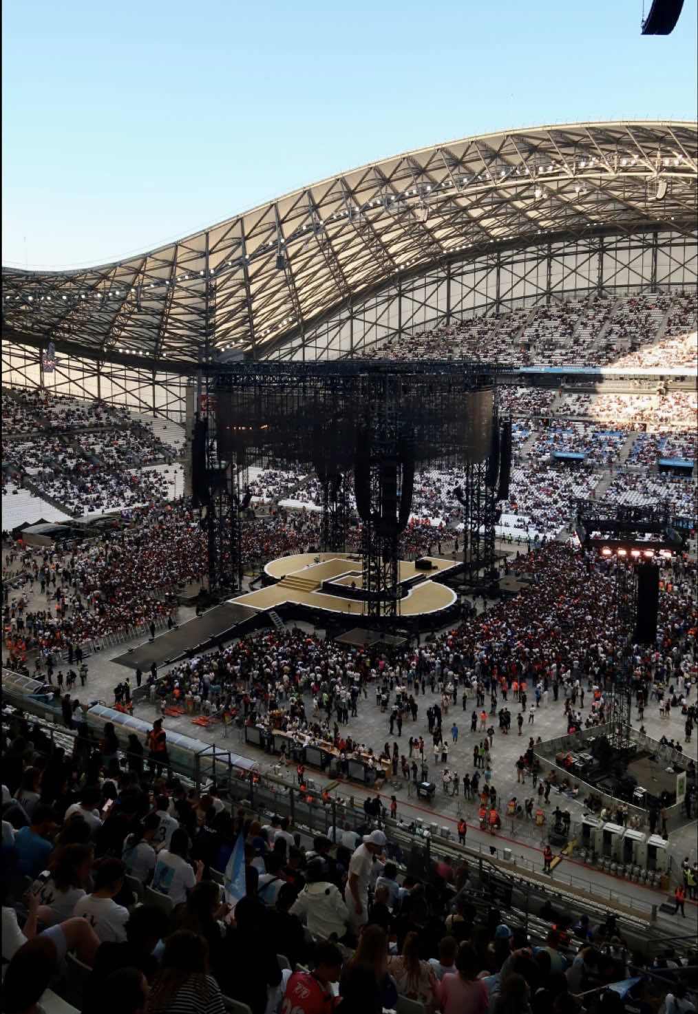 vélodrome 2025 🩵🤍 @Jul                                           #velodromemarseille #jul #detp #marseille #velodrome2025 #fyp #teamjul 