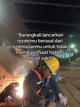 #helemkuning_imip👷 #welderindonesia🇮🇩 #welderkombinasi🧑‍🏭 #weldersmawfcaw #sadvibes🥀 #sadstory #fyp #fyppge #fypシ゚ #fypberanda 