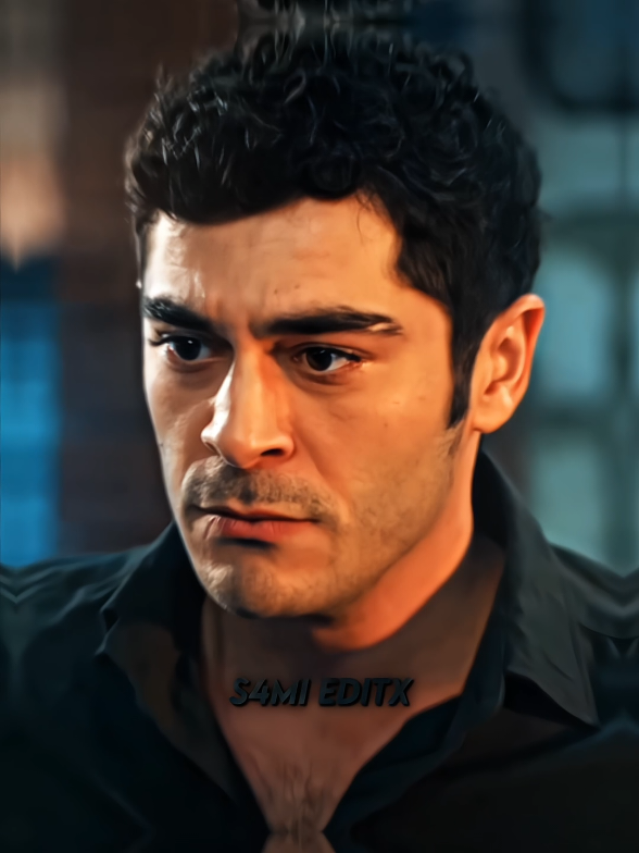 bro is self obsessed 😂  #burakdeniz #birgecemasalı #burak #turkishactor #turkishseries #edits #reelsinstagram #aftereffects #canfezayılmaz #mahiryılmaz #mahcan#fyp #blowthisup 