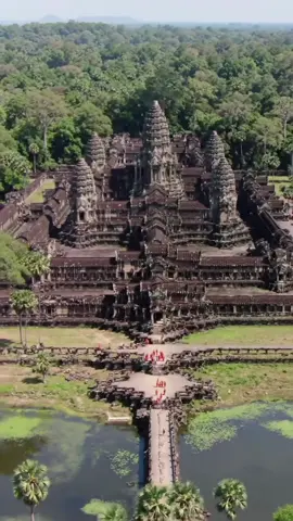 កូនខ្មែរបើឃើញវិឌីអូនហើយសូមShare នឹងFollow ខ្ញុំខ្ញុំចេញអោយបានច្រើនទៀត#ប្រាសាទអង្គរវត្ត🥰🇰🇭ប្រាសាទខ្មែរ🇰🇭 #ខ្មែរយើងមិនចេះឫកទេ🙏🇰🇭 #ជួយចុចfollowនិងអោយបេះដូងផង 