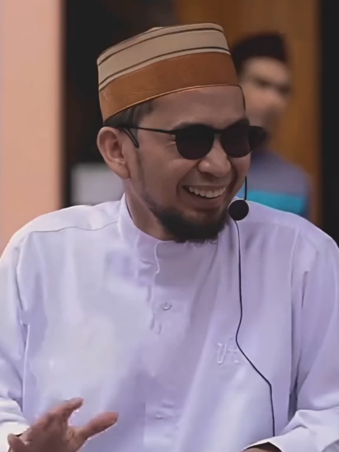 𝚂𝙴𝙷𝙰𝚃 𝚂𝙴𝙻𝙰𝙻𝚄 𝙱𝚄𝚈𝙰♡♡#ustadzadihidayat #uah #masyaallah #allahummashollialasayyidinamuhammad #fyp #foryou #berandatiktok #bismillah #padahariini 