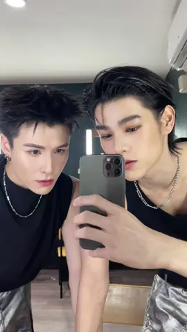 ฝาแฝดผมครับ @Michael Scofield #PitBabeTheSeries2 