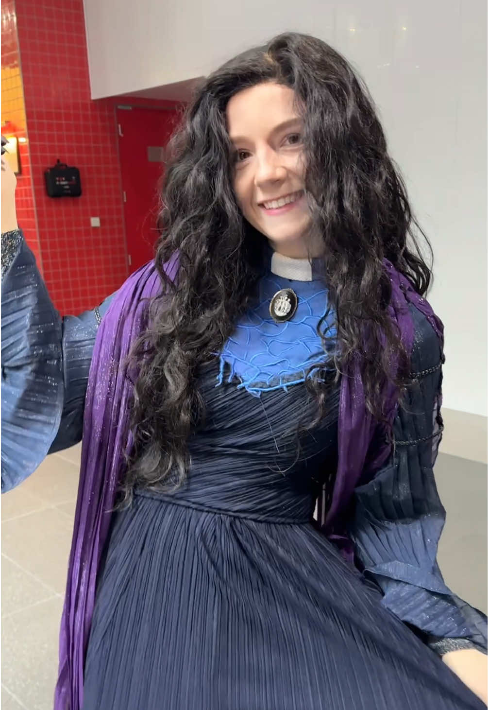 It was Agatha all along 🫵 @Charlotte Woolrych  #comiccon #mcmcomiccon #agathaharkness #agathaharknesscosplay #kathrynhahn #billymaximoff #billymaximoffcosplay #wanda #wandavision #wandamaximoff #witch #fyp #foryoupage #foryou 