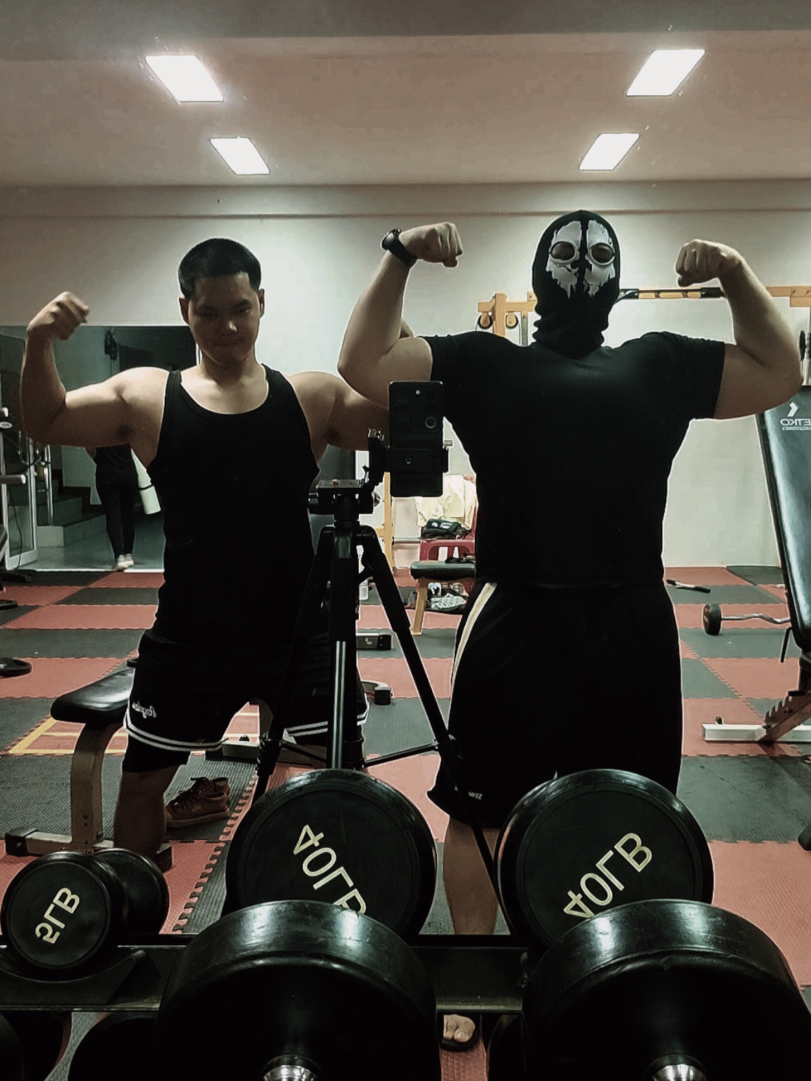 โพสแบบ Powerlifter  (พวกผมมั่ว😩) #โม่งจับเหล็ก #gym #gymrat #gymbro #foryou #fyp #maskedmen #thailand 