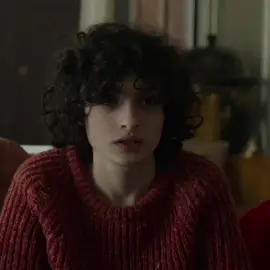 это пиздец (нарезки, где он подстригся взяла с другого видео)#deloris_five5 #fyp #finnwolfhard #финнвулфард #осд #strangerthings #няня #майлз 