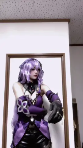 なんか肩幅広くない？#崩壊スターレイルコスプレ #ブラックスワンコスプレ #honkaistarrailcosplay #blackswan #cosplay 