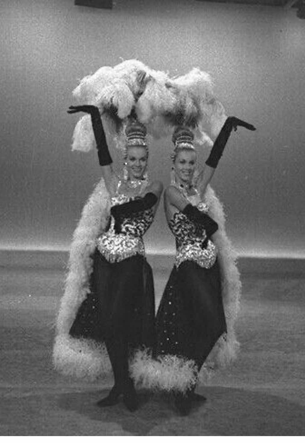 1961 | Da-da-un-pa - le Gemelle Kessler #GemelleKessler #StudioUno #tv #ricordo #artista #cantante #virale #mito #emozioni #ricordi #italia1 #storiadellatelevisione #storiadellamusicaitaliana 