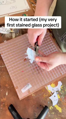 I am so happy with my decision to film my progress so I can look back and see the progress  This curve gave me so many headaches as I recreated it, but seeing the improvement and not realizing it in the moment gave me such a boost of confidence  #stainedglass #glassart #learning #progress #update #recreate #proudmoment 