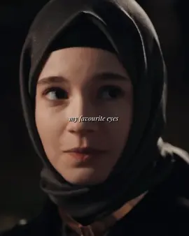 she has such bembi eyes 🥹 #kizilgoncalar #minademirtaş #mertyazicioglu #cunzey #красныебутоны #джунзей #minmer #турецкиесериалы 