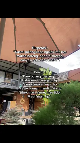 Di suruh berhenti main hp malah bilang