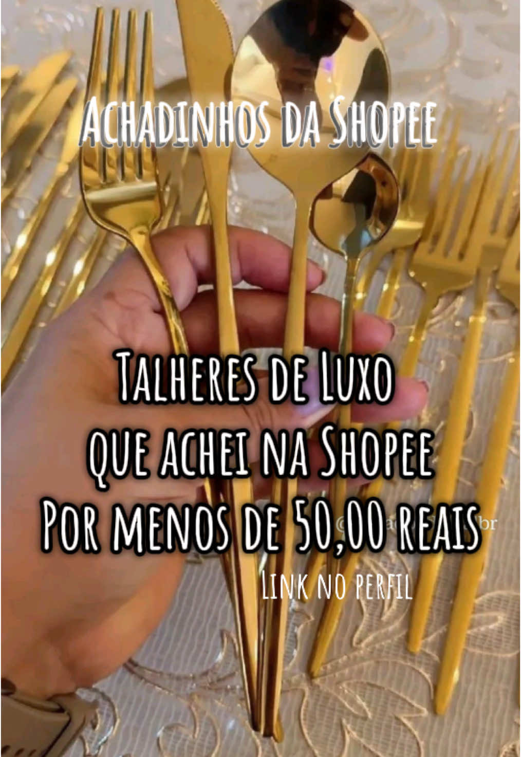 🫢 Você ainda não deixou sua cozinha com cara de RICA? Olha esses achadinhos da Shopee que estão simplesmente PERFEITOS! 😍✨ 💛 Talheres dourados de luxo 🌈 Talheres estilosos super tendência 🖤 Porta-talheres compacto e sofisticado Tudo com precinho de cair o queixo! 👏🔥 #ShopeeAchadinhos #CozinhaChique #TalheresDeLuxo #DecoraçãoDeCozinha #AchadinhosTikTok #TikTokMadeMeBuyIt #CozinhaOrganizada #EstiloNaMesa #Fyp #ShopeeBrasil