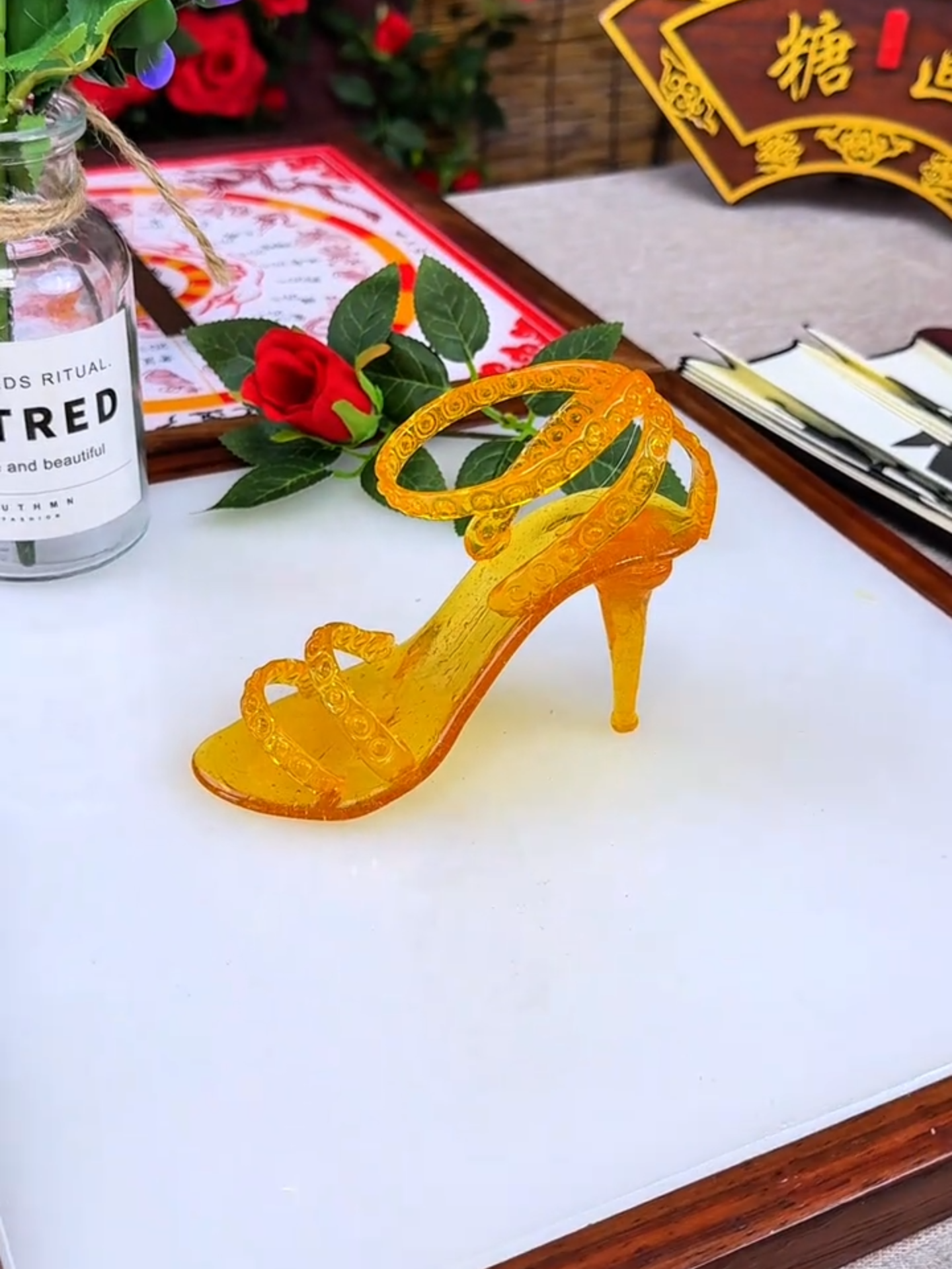Who could resist a pair of sweet 