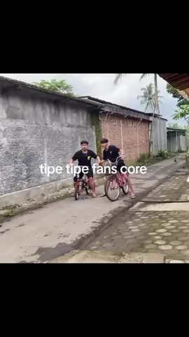 bagian tian sm pipin ktawa bgt😭🙏🏻🙏🏻 #kusumawaralovers👹 #kusumawara #kusumawaraoffiocial👹😻 #mastian #masisal #maspipin #maskiki #gwsmlovers👹 #gwsmfamily #foryoupage @KUSUMAWARA OFFICIAL REAL💯 #kusumawara #gwsmlovers👹 #fyppppppppppppppppppppppp 