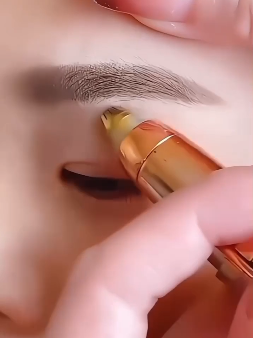 Caneta Depiladora Aparadora De Sobrancelhas Elétrico Recarregável e Portátil Para Nariz, Buçu 😍🤌🏻🔥#caneta #canetadepiladora #depilacao #canetaaparadora #canetasobrancelha #sombrancelhasperfeitas #busto #bigode #canetadepilatoria #canetamagica #