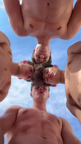 They tried so hard 😂😂 @Elias18twink @luccarparis @Romeo 