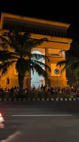 #kunokinikediri #kunokinikediri #kediri #kediri24jam #kediri24jam #gumulkediri #kedirimalam #simpanglimagumulkediri #kediriberbudaya