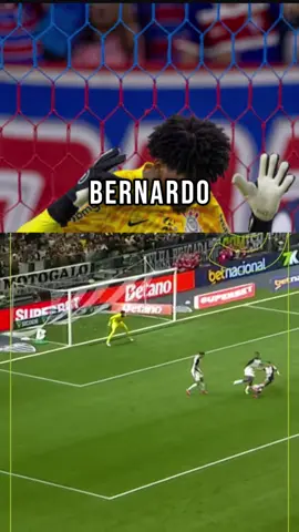 Hugo tá pegando muito  #futebol #corinthians #brasil 