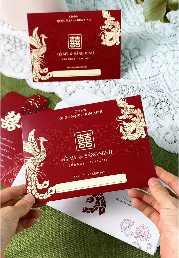 Mùa xuân Long phụng sum vầy, mùa hè long phụng đong đầy tình yêu ❤️❤️❤️ #thiepcuoi #inthiepcuoi #thiepcuoilove #thiepcuoi2025 #thiepcuoitrend2025 #thiepcuoimaudo #thiepcuoilongphung 