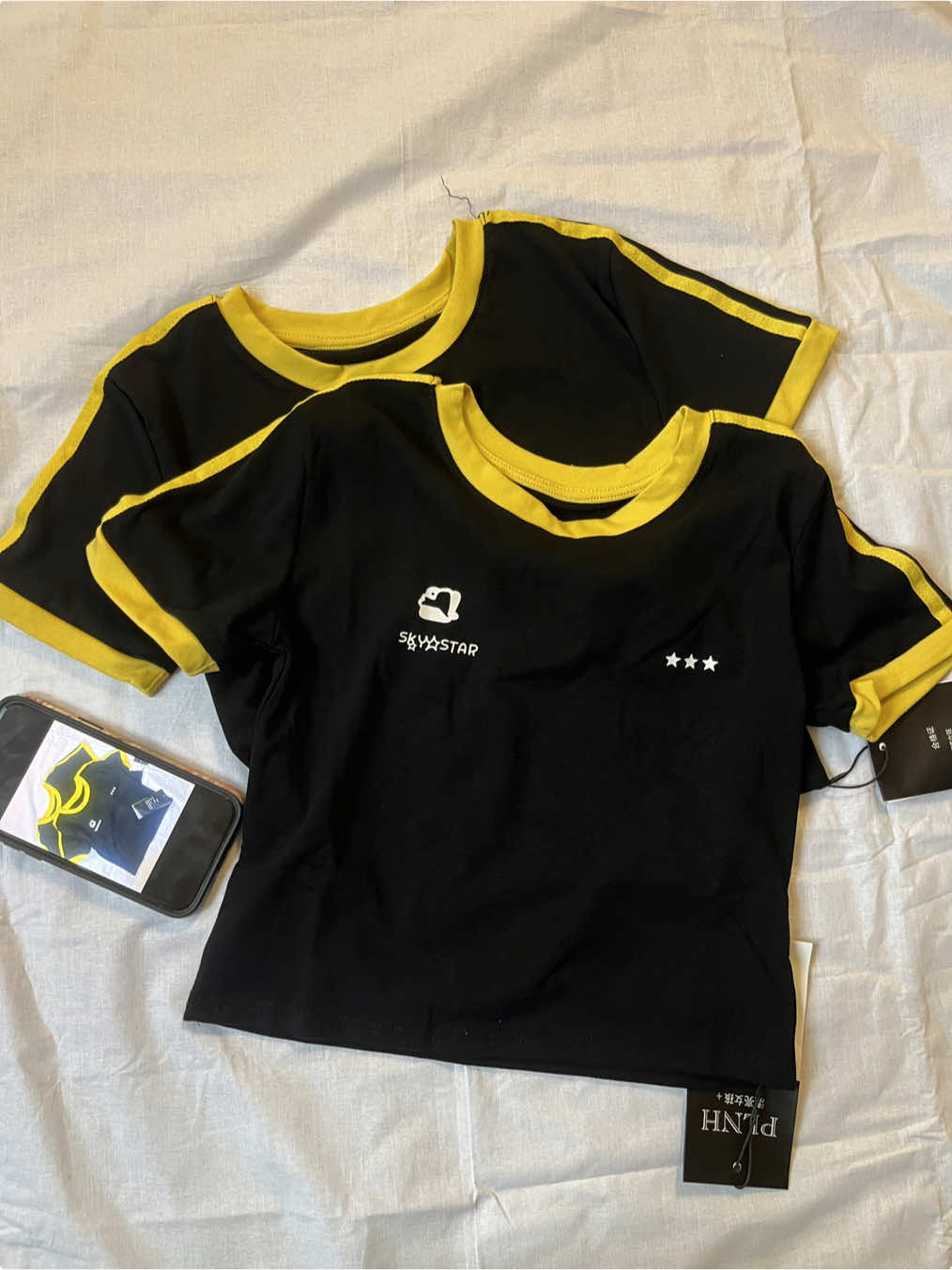 -graphic baby tee🌥️✨ Black&yellow🐝 #reetclo #newsrrivals #babytee  #newintrend #fyp #shopnow #graphicdesign #premiumquality #OOTD #fashioninspo #onlineshopping #deliverallovernepal #ilam 