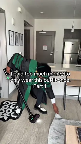 Idk when else I’m supposed to wear this. #Medhumor #premedstudent  Sign up for my upcoming mentorship academy and other free resources there!  𝘄𝘄𝘄.𝗜𝗴𝗴𝘆𝗠𝗗.𝗰𝗼𝗺