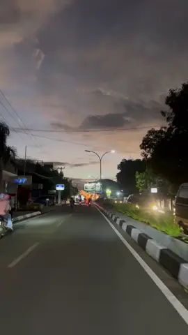 view of bone city at night🫶 #fy #xybca#4u #fypage #fypppppppppppppp 