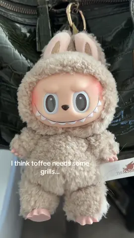 #labubu #fyp #foryoupage #fyppp #upageシ #urpage #upage #foru #4you #foruoupage #popmart #toffee #labubumacarons 