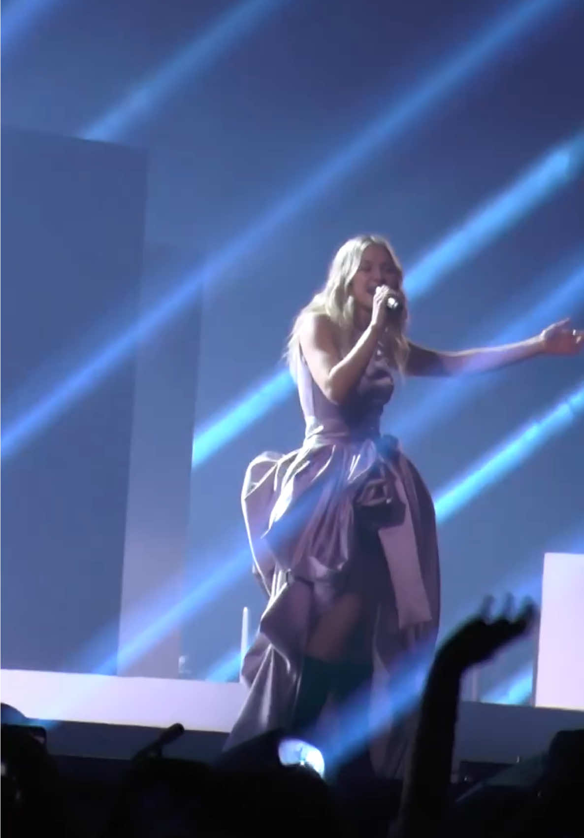 Never want to stop posting from this concert❣️ Outfit made by me<33 #astrids #outfit #concert #emotions #designer #stageoutfit #foreyou #fyp #foreyoupage #outfitideas #dress #dressinspo 